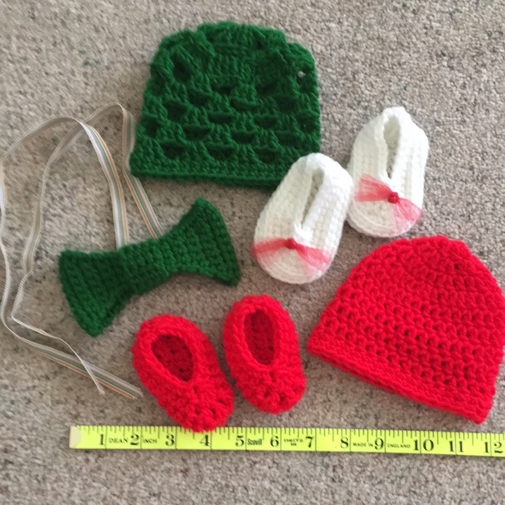 HAND CRAFTED Beanie Tie Slippers Baby or Doll Crochet Size 0 - Picture 3 of 8